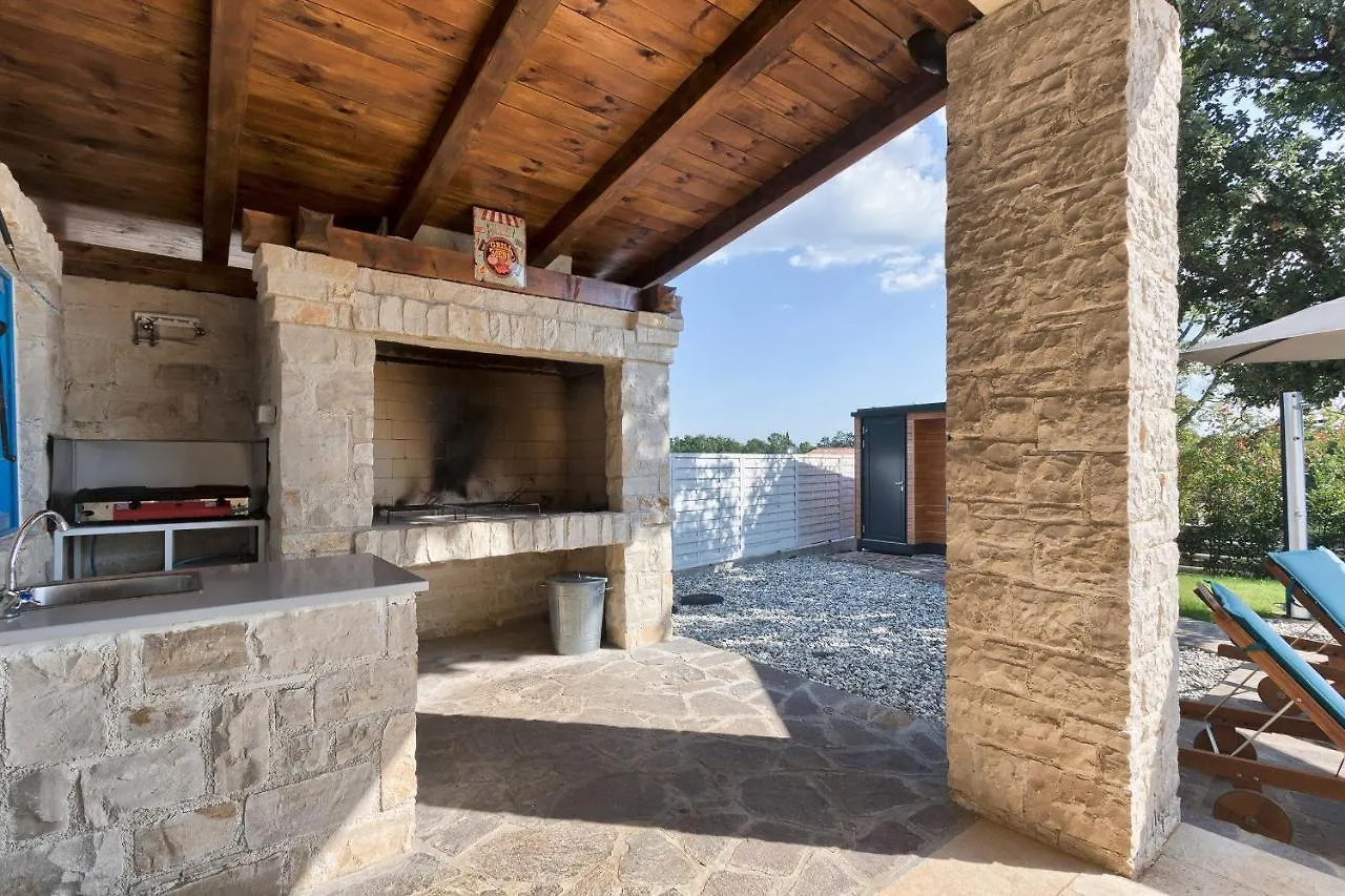 Villa 1521 Žminj Hırvatistan